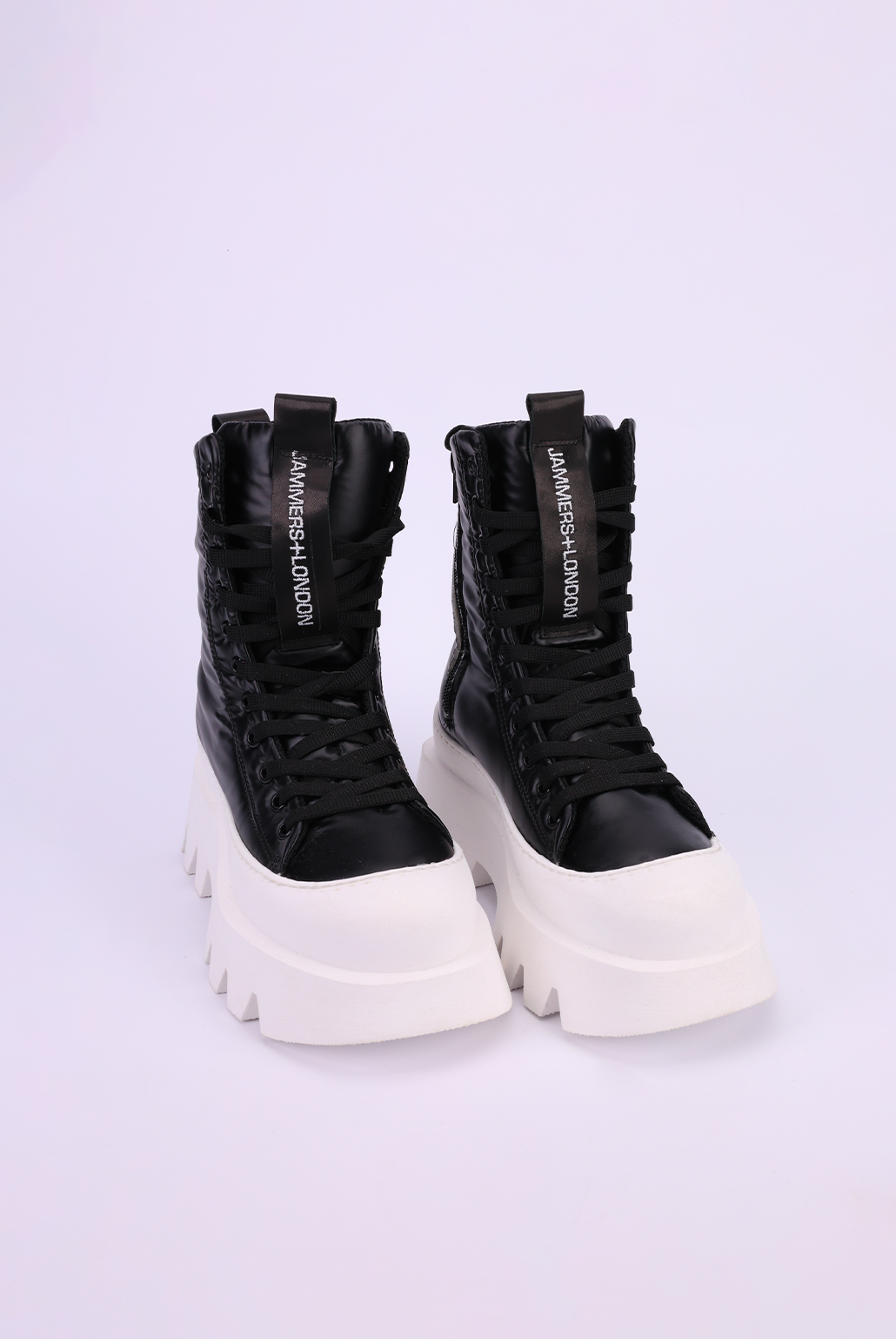 Sneakers tecno nero con lacci Megan 2