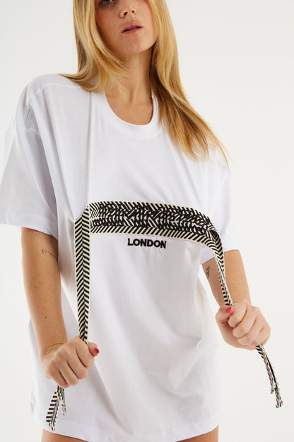 T-shirt over in cotone bianco laccio bianco nero